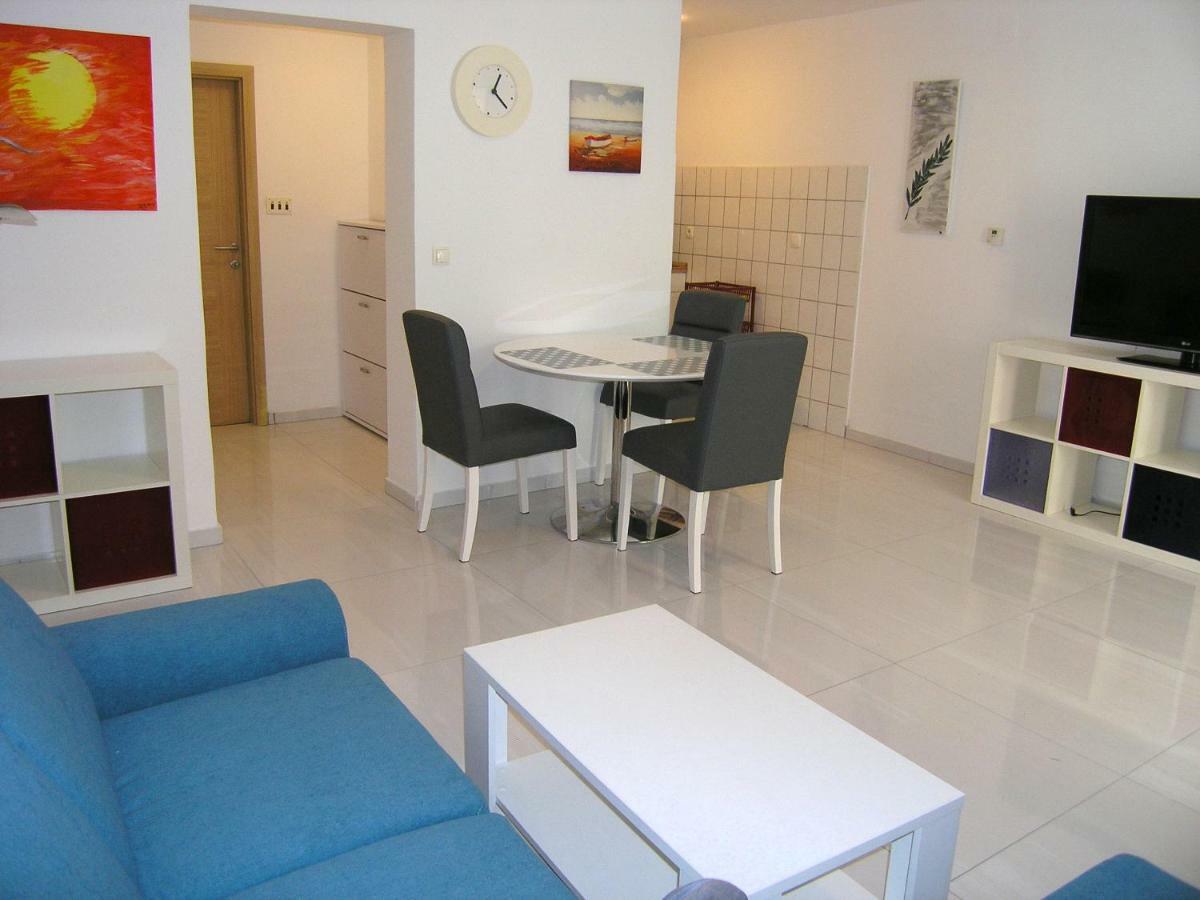 Apartments Sokolovic Veglia Exterior foto